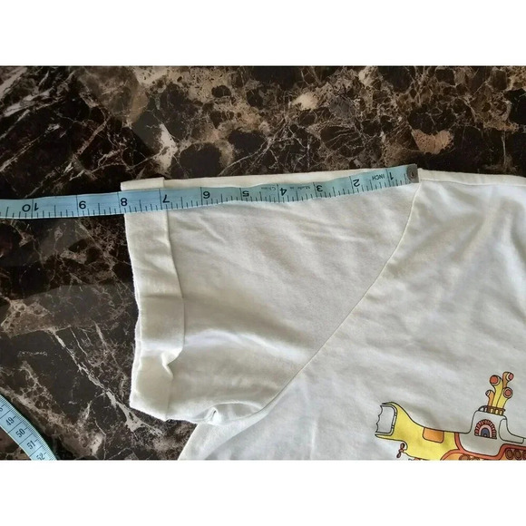 The Beattles Yellow Submarine Crew Neck T Shirt Size XL Women's Short Sleeves - Picture 6 of 9